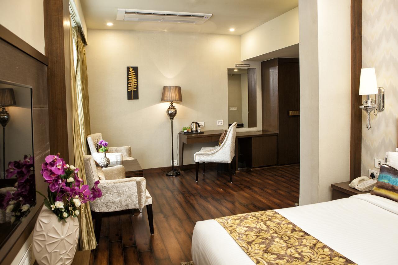 Hotel Gangakashi Nagpur Exteriör bild