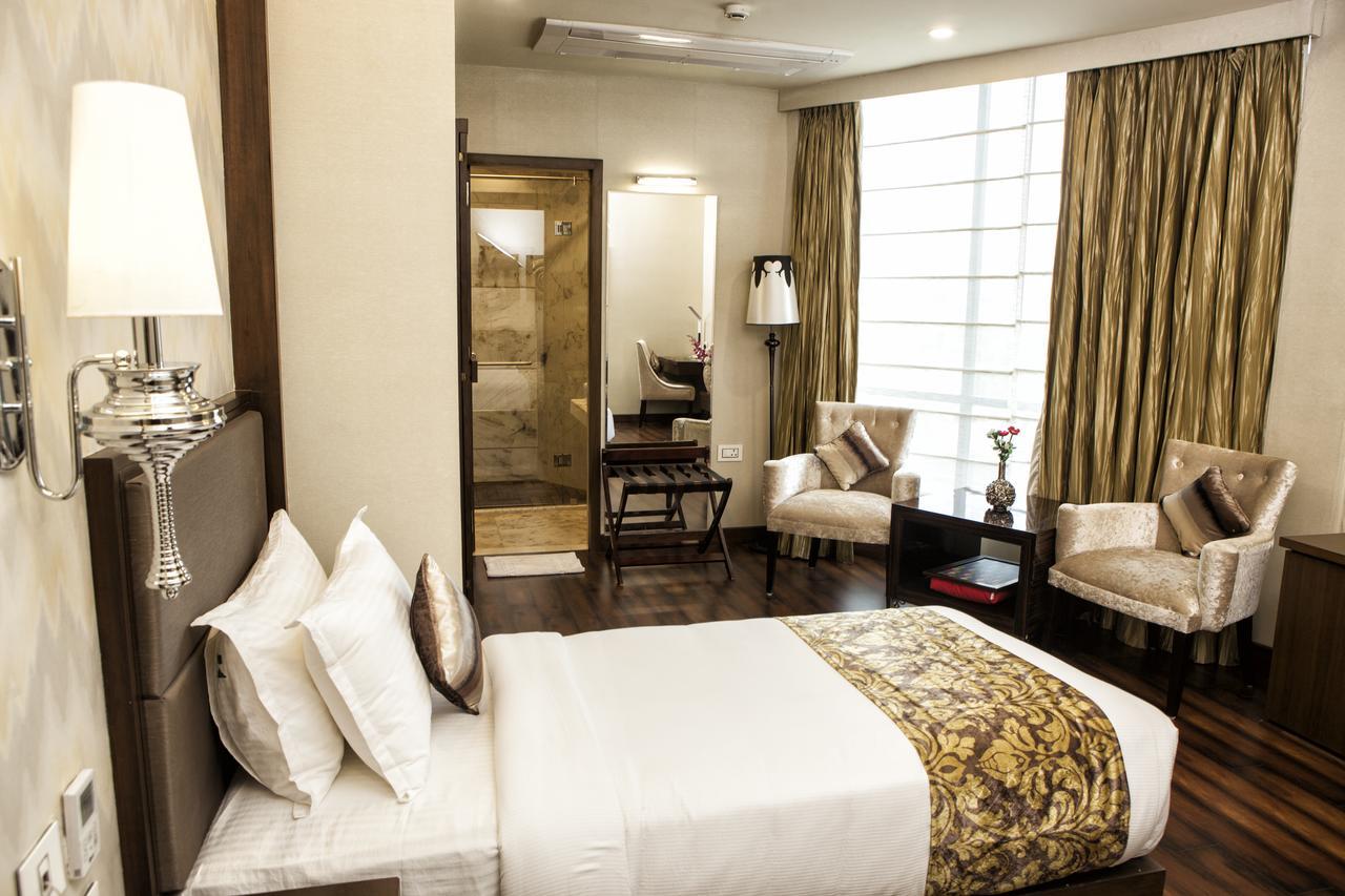 Hotel Gangakashi Nagpur Exteriör bild
